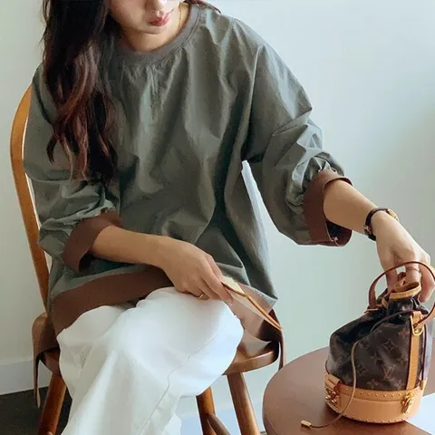 [하프클럽/다잇템]여성바스락U넥콘트라스트블라우스