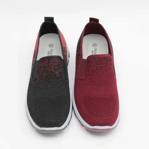 여성용 봄맞이 매쉬 슬립온 경량 신발 +할인쿠폰