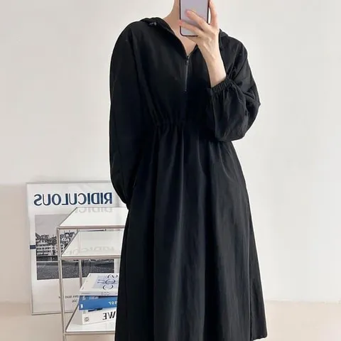 [하프클럽/옷자락]여성 캐주얼 반집업 아노락 후드 밴딩 나일론 원피스