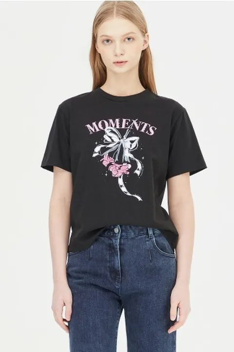 [현대백화점] 시슬리 뉴버니 리본 자수 티셔츠 SATSA5511