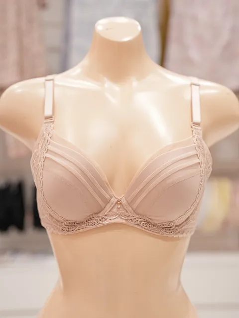 [현대백화점] [비비안](BR1900A 3종택1) ㅣ24FWㅣ부드러운 쿠셔닝 고급 핀턱 디테일 쾌적함을 선사하는 기.능성 브라