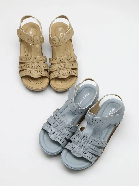 여성용 펀칭 스트랩샌들 바캉스 여름샌들 굽5.5cm +할인쿠폰