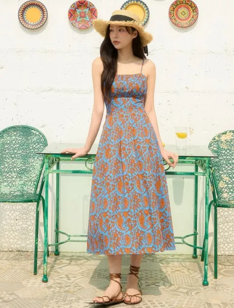 [현대백화점] 올리브데올리브 썸머 슬리브리스 셔링 원피스 OH5MO6040