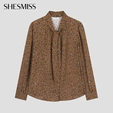 [본사공식] 쉬즈미스 셔링 타이넥 블라우스_SWWBLO42010_LW +할인쿠폰