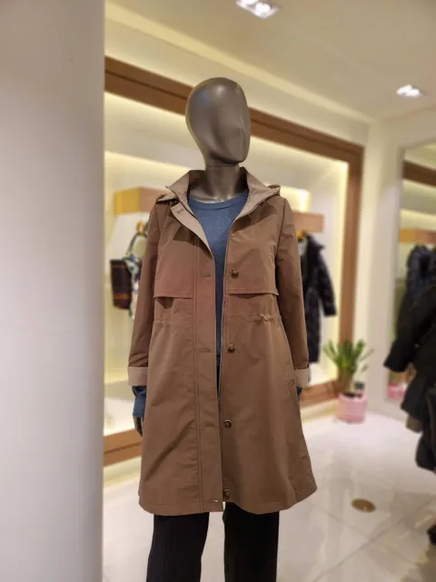 [현대백화점] [메지스] 탈부착 후드 와끼 트임 하프 단추바바리 (YA2WD01HB0)