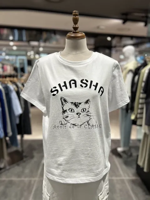 [현대백화점] 보브 VOV 샤샤 엠브로이더리 프린트 포인트 티셔츠 (7154240701)