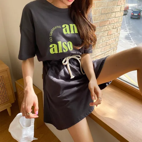 네쥬 여성 봄여름 레터링 반팔 티셔츠 치마 바지 세트