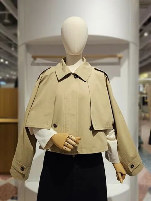 [현대백화점] 에이루브 백라벨숏트렌치코트 AAQJCT102P +할인쿠폰