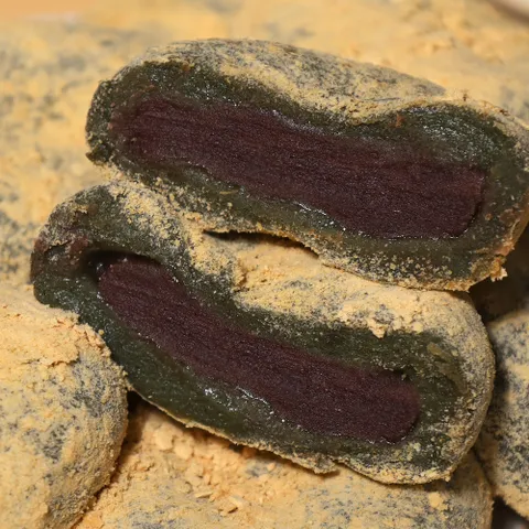 [1+1 국내산찹쌀100%] 콩쑥개떡 840g×2팩 (총1.6kg)/ 인절미 2팩