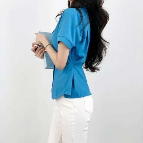 아트박스/신상오픈런 여성 슬림핏 카라 반팔 블라우스 데일리웨어 +할인쿠폰