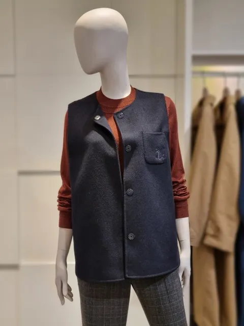 [현대백화점] 올리비아로렌 NEW. 핸드메이드 베스트 (VOCQC3W9251)