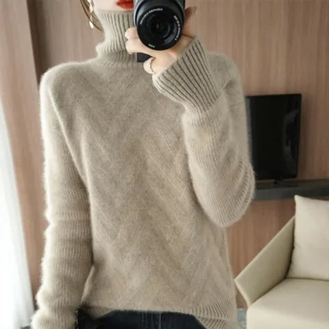 [하프클럽/다잇템]여자 보카시 패턴 보들퍼 하이넥 FW 니트