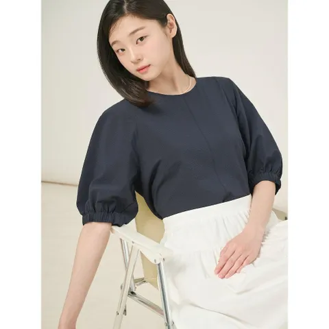 [빈폴레이디스] 시어서커 볼륨 탑 블라우스  네이비 (BF5665C51R) +할인쿠폰