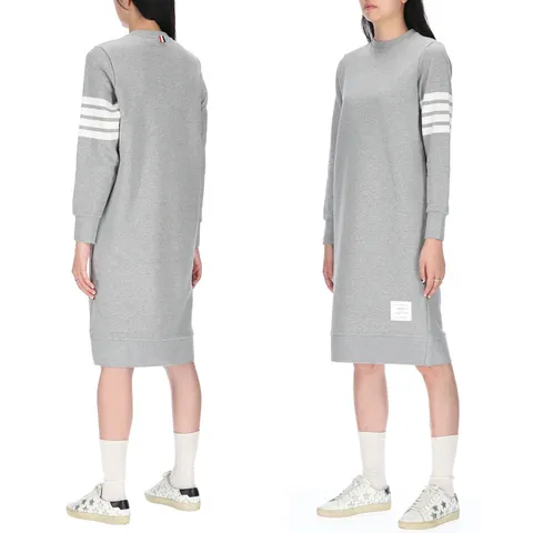 [톰브라운] [톰브라운] 사선완장 FJD056A 00535 055 맨투맨원피스 +할인쿠폰