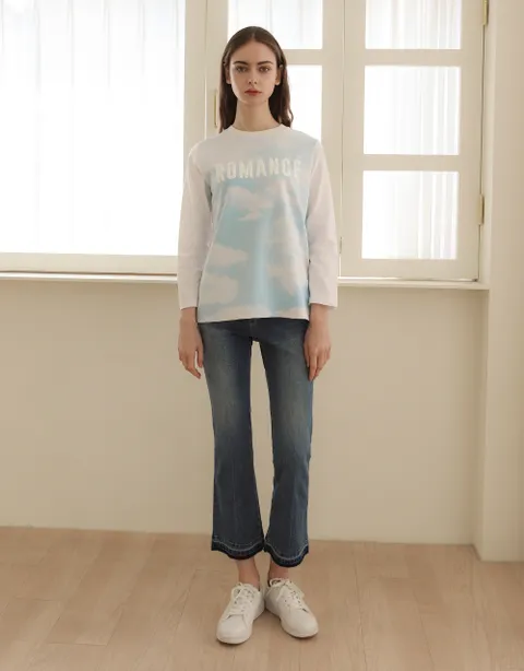 [현대백화점] [손정완] ROMANCE 엠보싱 티셔츠 ZDR2121130