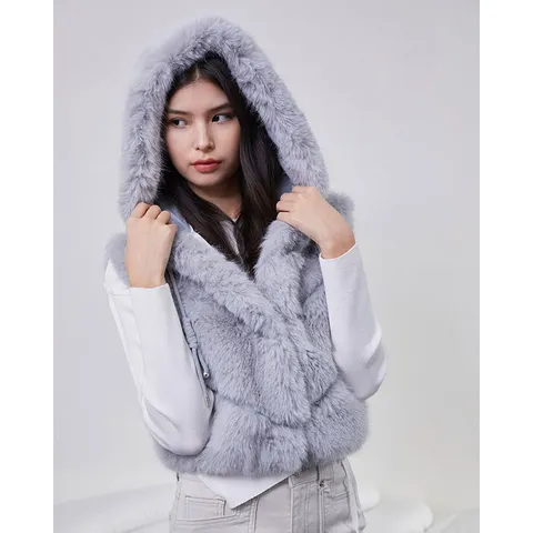 [현대백화점] [에고이스트] EQ4FV961 사선 트리밍 페이크 퍼 베스트 (24년 겨울)(구매고객 *패션양말* 사은품 증정 )