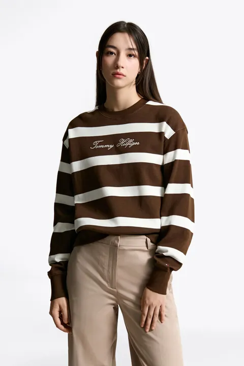 [현대백화점] [타미힐피거종합관] 여성 스크립트 스웨트셔츠 (T22F6TTO042WT1 04P) +할인쿠폰