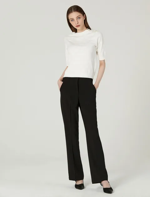 [현대백화점] 더레니본 도트 버튼 반팔 니트 RE61C3KN703