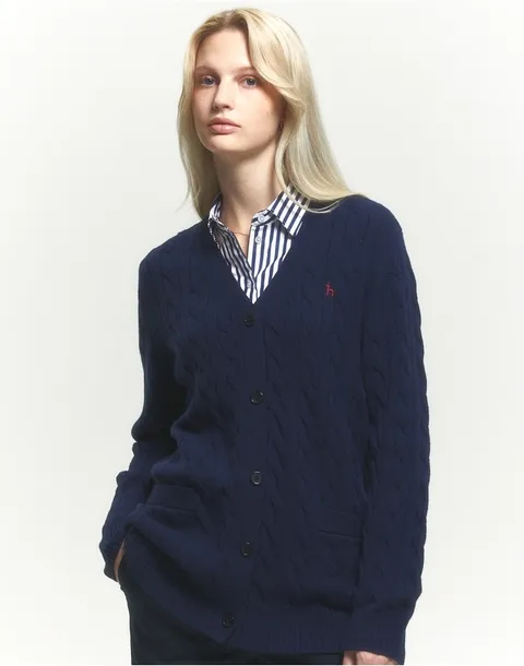 [헤지스 여성] [24FW] HSSW4D906N2 클리어런스캐시미어 네이비 케이블 브이넥 롱
