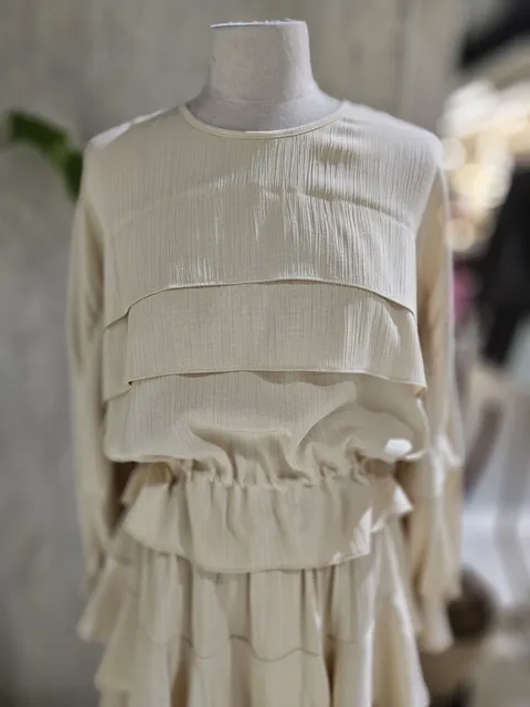 [현대백화점] [ZOOC] 프릴 블라우스 (Z251MSC002) +할인쿠폰