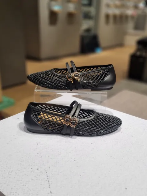 [현대백화점] 베어파우 AVA 여성 메리제인 젤리 슈즈 경량 플랫 슈즈 블랙 K3018001RB-W