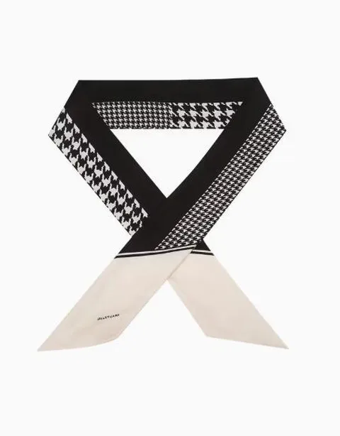 [현대백화점] [질스튜어트 핸드백] JASC5F500BK [실크100%] 블랙 베이지 하운드투스 롱 스카프 +할인쿠폰(*선물포장(BOX리본포장+쇼핑백)배송메모 기재부탁드립니다*)