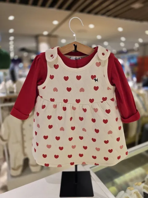 [현대백화점] [블루독베이비] 25/FW(레드)하트 퀼팅 세트드레스(45C7067401)유아 백일 돌 선물 아가옷 등원 원피스 (45C7 +할인쿠폰