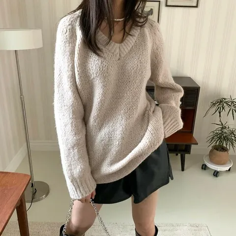 [하프클럽/다잇템]여자 폭신 박시핏 롱 V넥 알파카 큰사이즈 니트