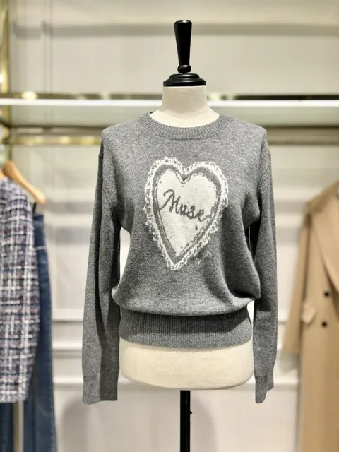 [현대백화점] [시슬리] (SAKP49561) 캐시미어 블렌드 하트 뮤즈 니트