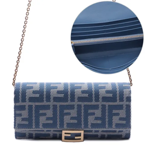 [펜디] 25SS 여성 바게트 체인 장지갑 (8M0365 AUNJ F1SKL 25S) +할인쿠폰