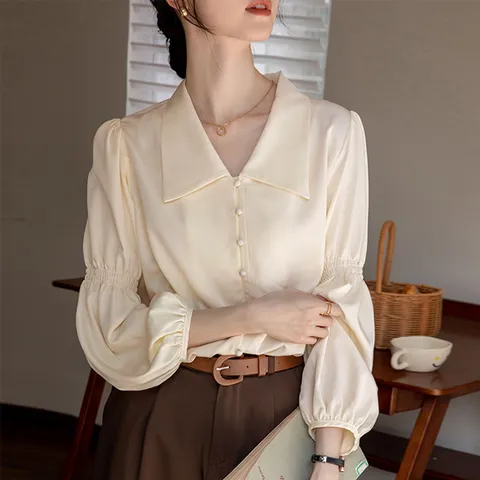 [무드무드] 베나 볼륨 셔링 블라우스