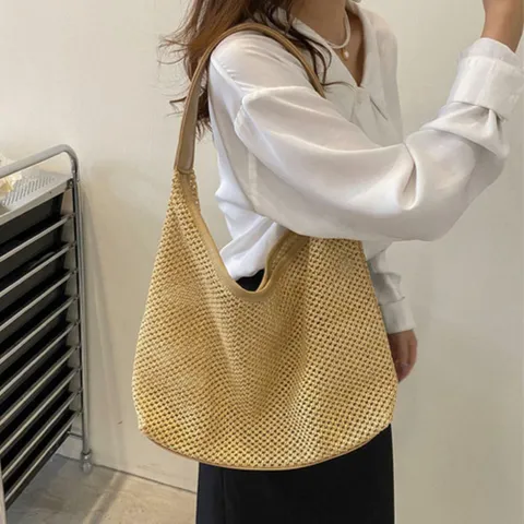 여자 라탄 레더 포인트 데일리 숄더백 +할인쿠폰