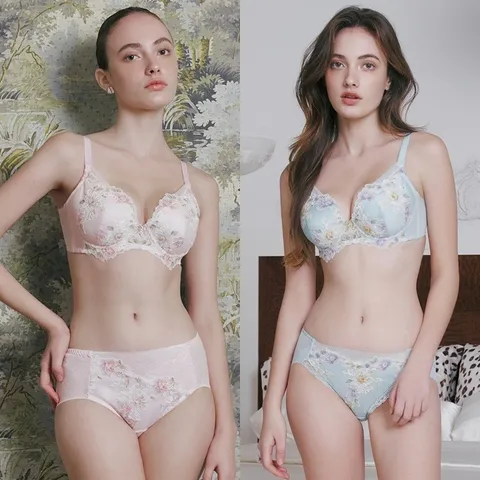 [현대백화점] [와코루] CD컵 플로럴 루미너스 브라+백레이스 팬티세트 WBRC261/WPTC261A