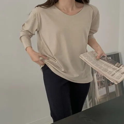 [하프클럽/다잇템]여자 롱슬리브 빅사이즈 민무늬 힙 V넥 티셔츠