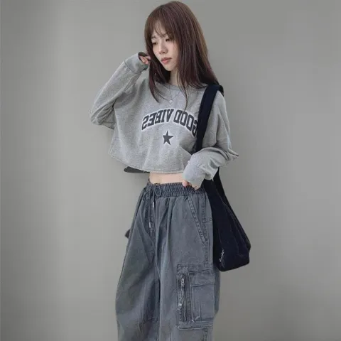 |KMT98DE|여성 크롭 긴팔 맨투맨 발포 나염 프린트 티셔츠