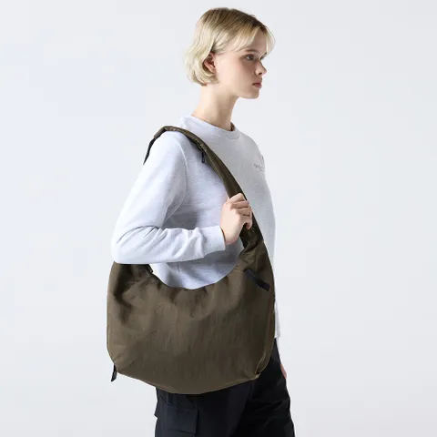 [데상트공식] 라지 경량 호보백 SQ323UBG7A