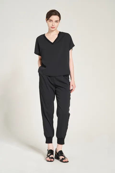 [현대백화점] [도호]DW5BL670 브이넥 블록 블라우스