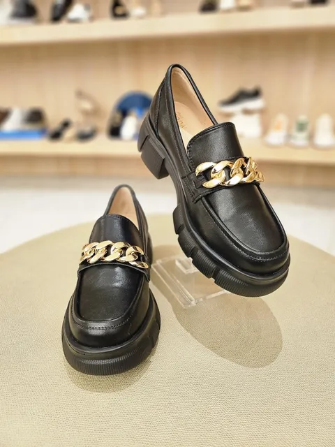 [현대백화점] [소다] 소다 경량 청키아웃솔 골드장식로퍼 (APS405 FS10) +할인쿠폰