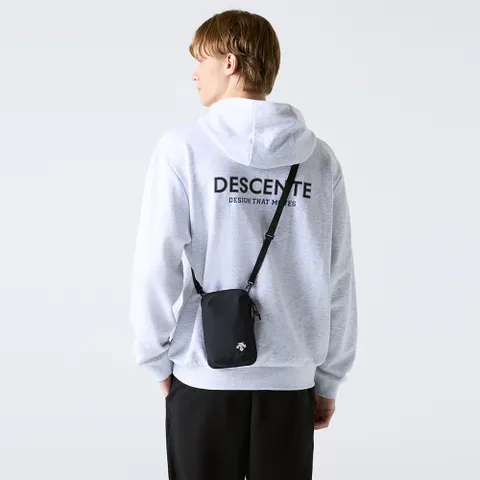 [데상트공식] 트래블 미니 크로스백 SR123UBG17