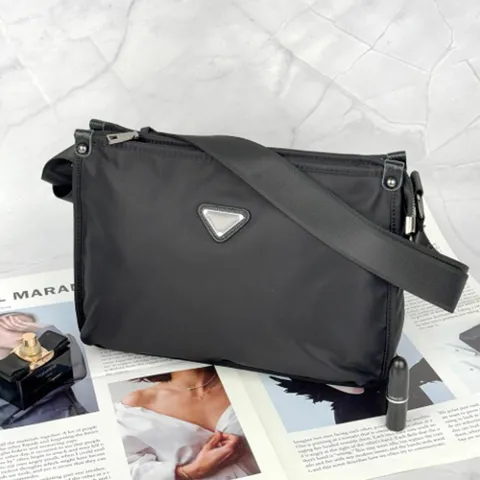 브랜드백 스퀘어타입 캐주얼 여성 크로스백 숄더백