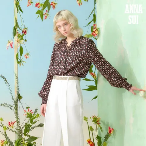 안나수이(ANNA SUI) 22 SS 오리지널 패턴 실크블랜딩 블라우스 1종 +무이자3개월