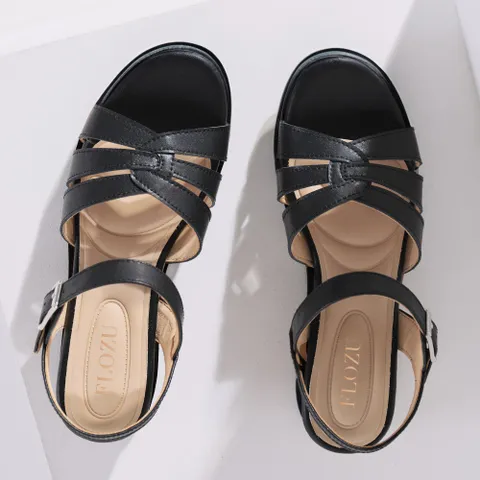 [플로쥬] 국내자체제작 소가죽 프리미엄 컴포트 샌들 자석 버클로 내발목에 딱맞게!, 블랙, 225