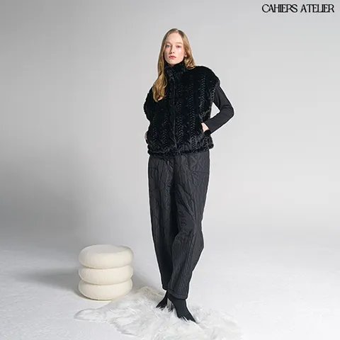 [까이에 아뜰리에]25FW 실루엣 커버 패딩 팬츠