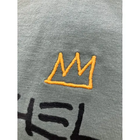 CLRIDE 클라이드 앤 미친!!!특가2024 매장 1등판매률 품절상품[CLRIDE.N]50% 장미쉘 바스키아 라인 . 왕관 콜라보 등판 아트웍 포인트 고퀄 라운드넥 반팔 티셔츠, 블랙, 85