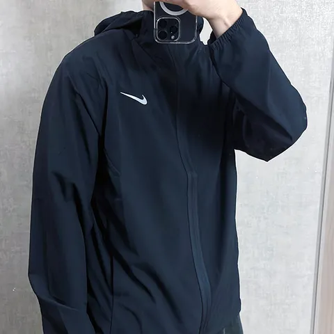 나이키 윈드러너 폼 드라이 후디 바람막이 재킷+다용도가방, 블랙, 95(M)