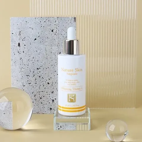 푸드어홀릭 네이처 스킨 앰플 50ml 화이트닝 비타민C /미백기능성 생기세럼 비타민에센스