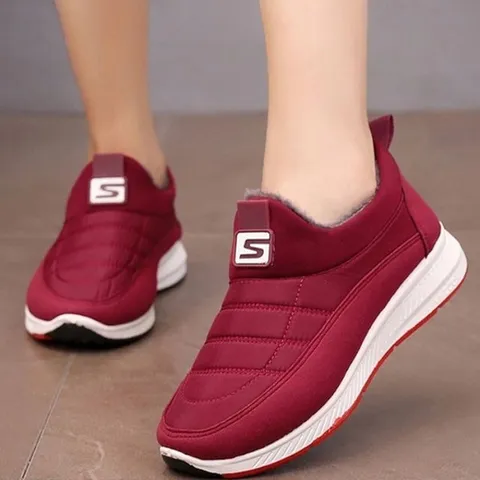 여성 패딩 신발 털 슬립온 겨울 운동화 방한화 데일리 트래킹 2컬러