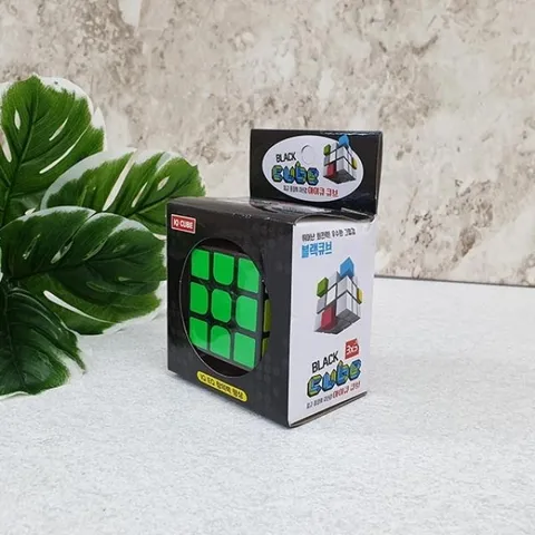 아이큐 블랙큐브
