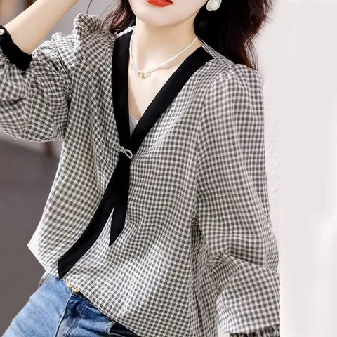 여성 티셔츠 브이넥 고급 가을블라우스 여성오피 (WFJZW9G)