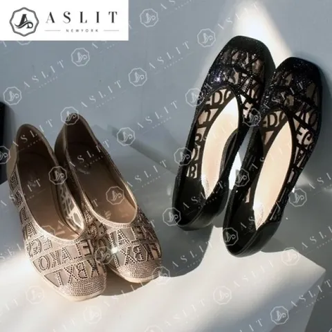 [애슬릿] 여성 레터링 핫픽스 큐빅 메쉬 플랫 슈즈 3cm